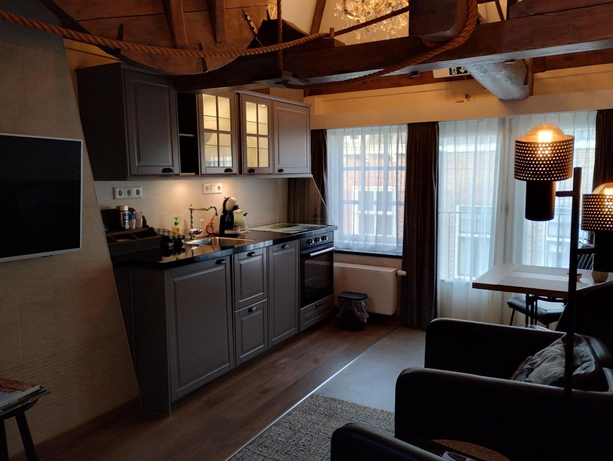 Vrye Heerlykheyd (Adults Only) Appartement Middelburg Buitenkant foto